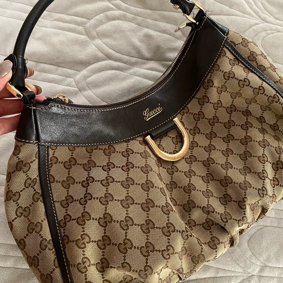 SOLD✋🏻Authentic Vinatge Gucci Monogram Large D Gold Hobo - Picture 6 of 8